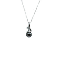 Vinea Necklace on Sterling Silver