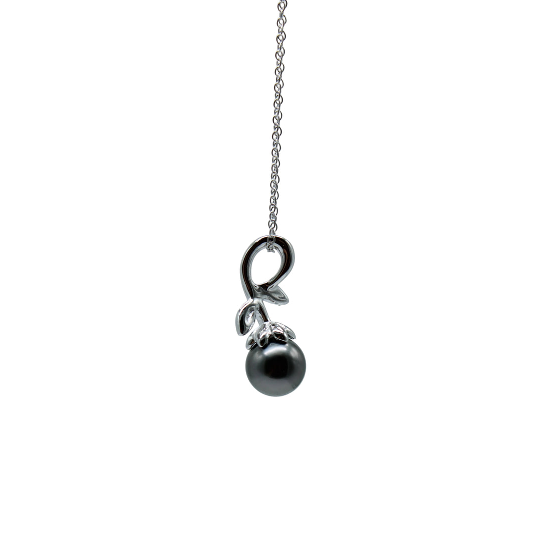 Vinea Necklace on Sterling Silver