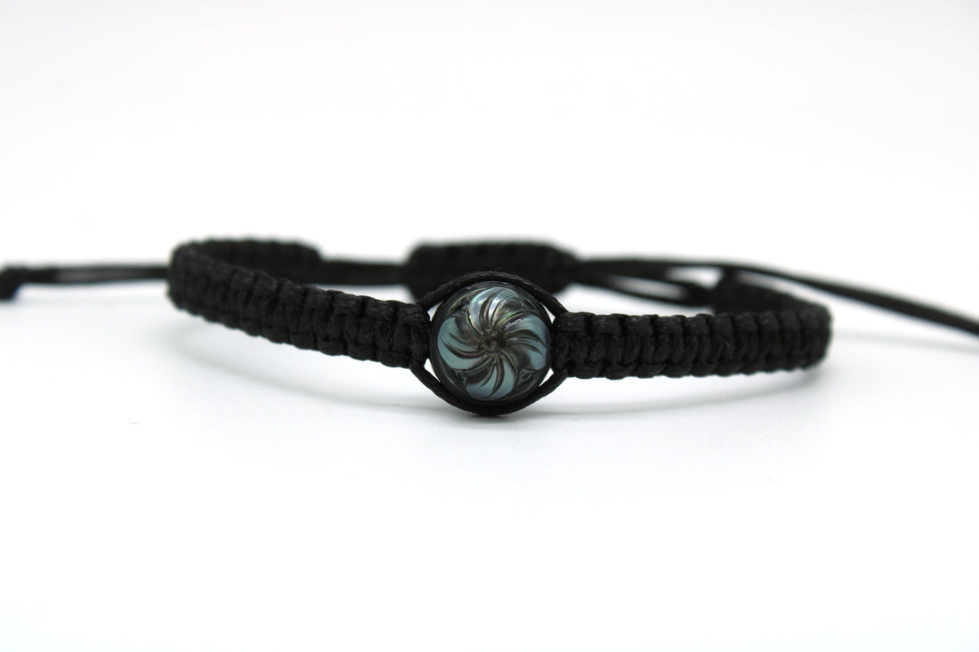 Takaroa Select Carved Pearl Bracelet