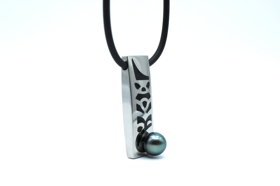 Aramona Medallion